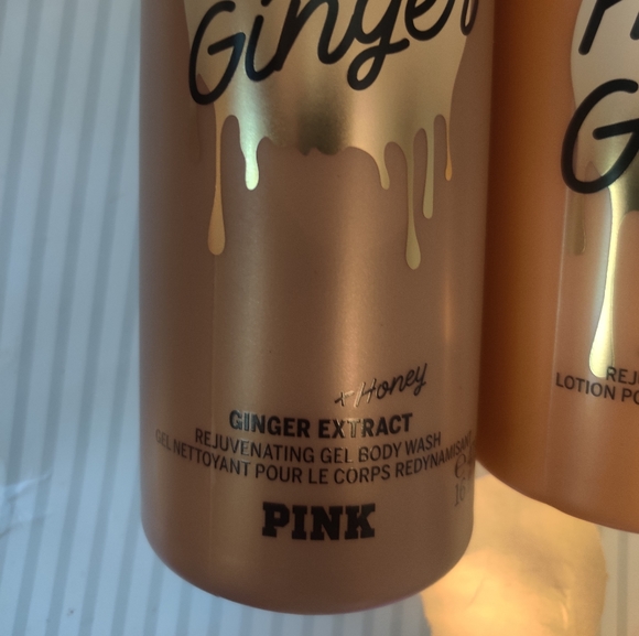 PINK Victoria's Secret Bath & Body Honey Ginger Bath Set Victorias